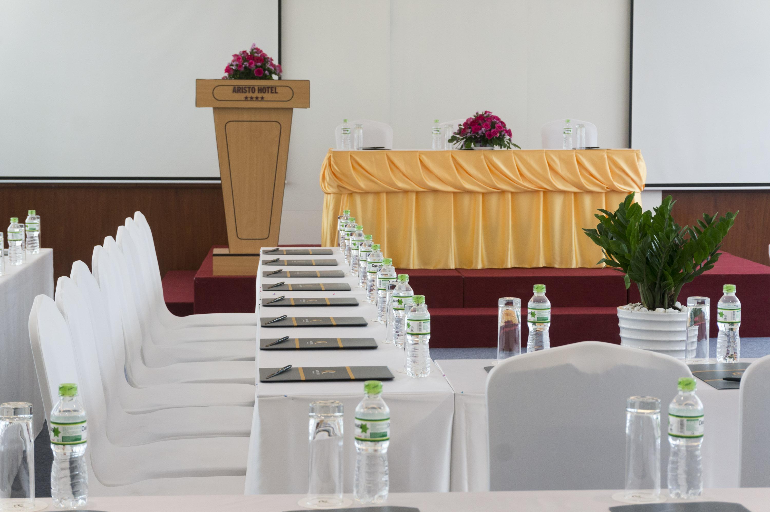 Aristo Saigon Hotel Хошимин Экстерьер фото