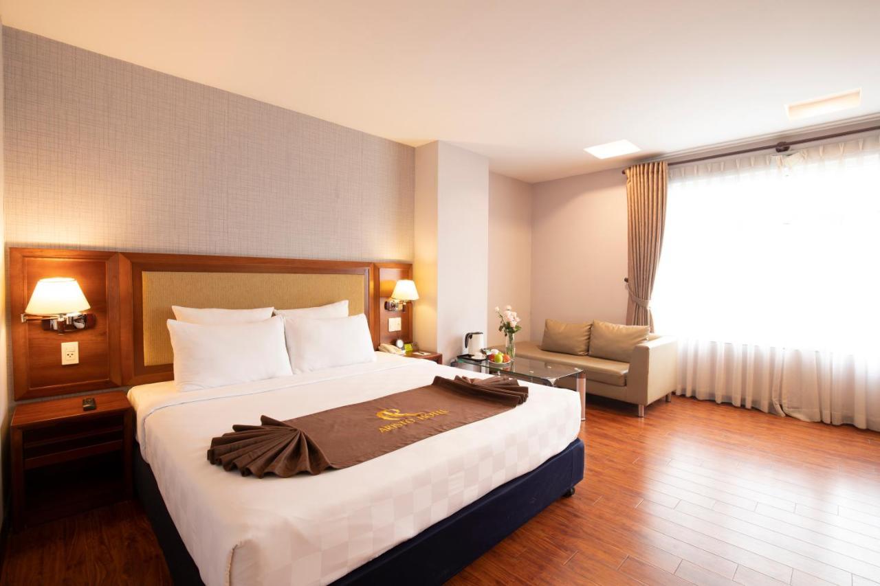Aristo Saigon Hotel Хошимин Экстерьер фото