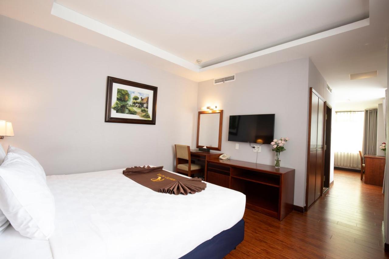 Aristo Saigon Hotel Хошимин Экстерьер фото