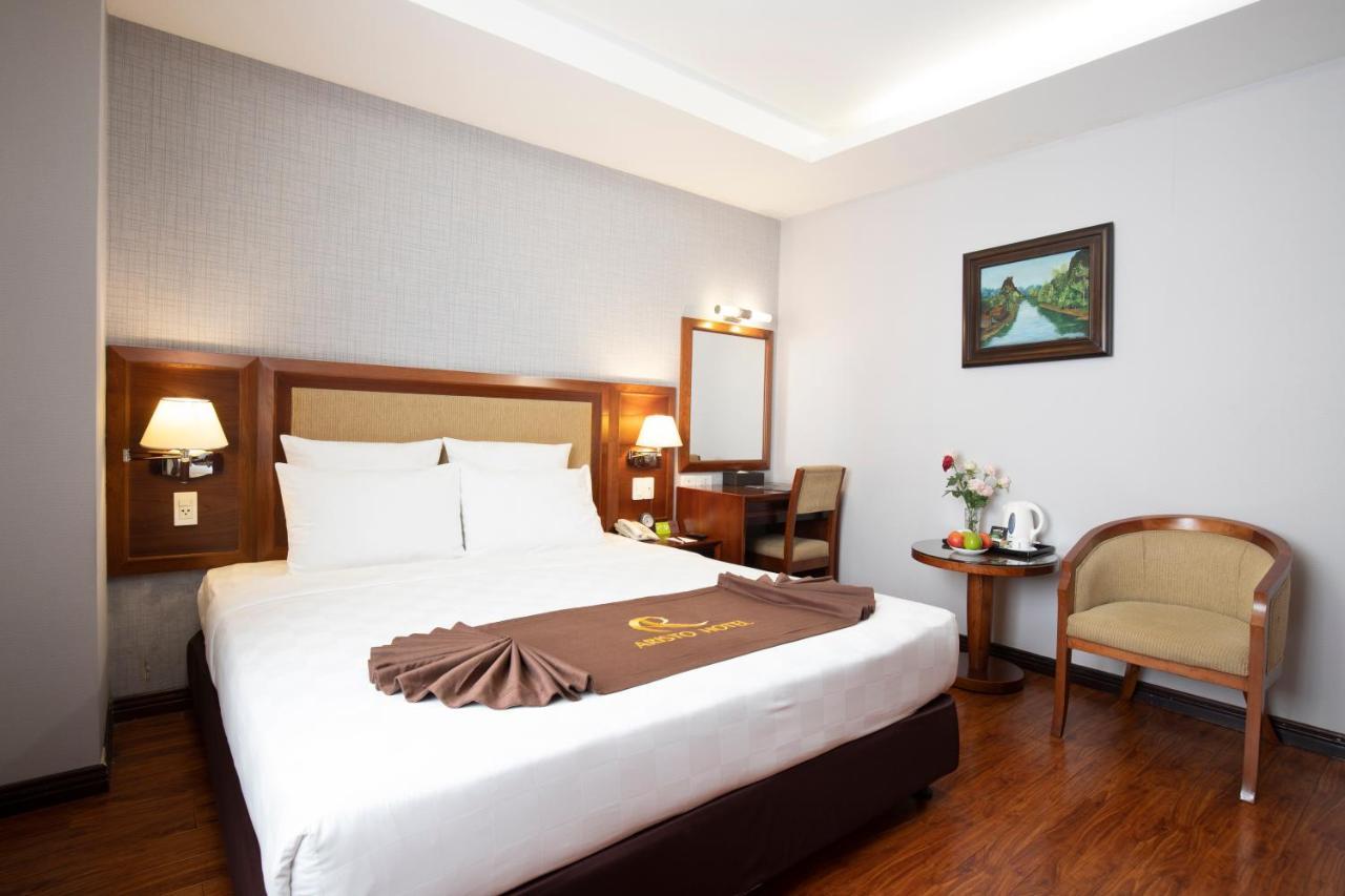 Aristo Saigon Hotel Хошимин Экстерьер фото