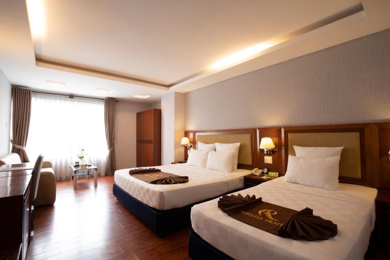 Aristo Saigon Hotel Хошимин Экстерьер фото